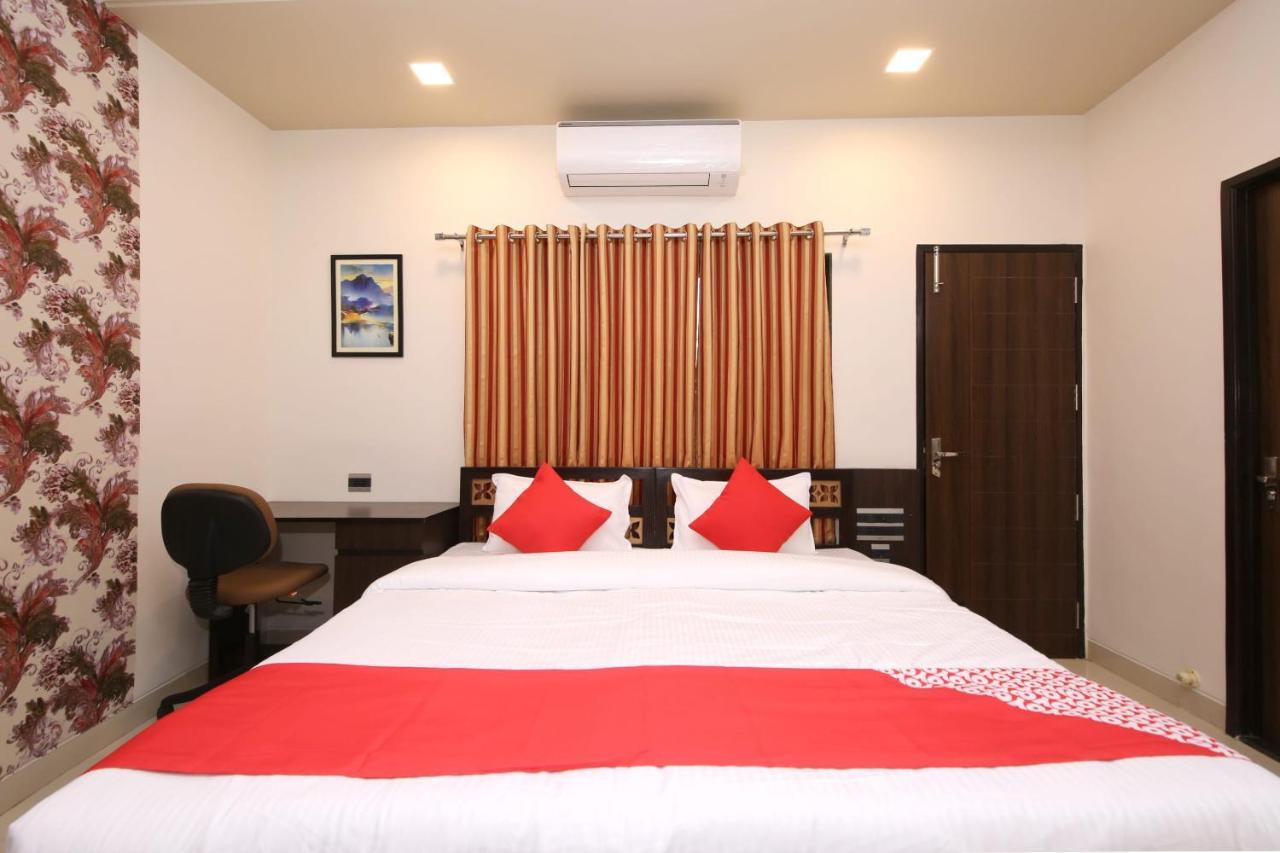 Capital O 36691 Hotel Aashirwad Inn Jabalpur Eksteriør billede