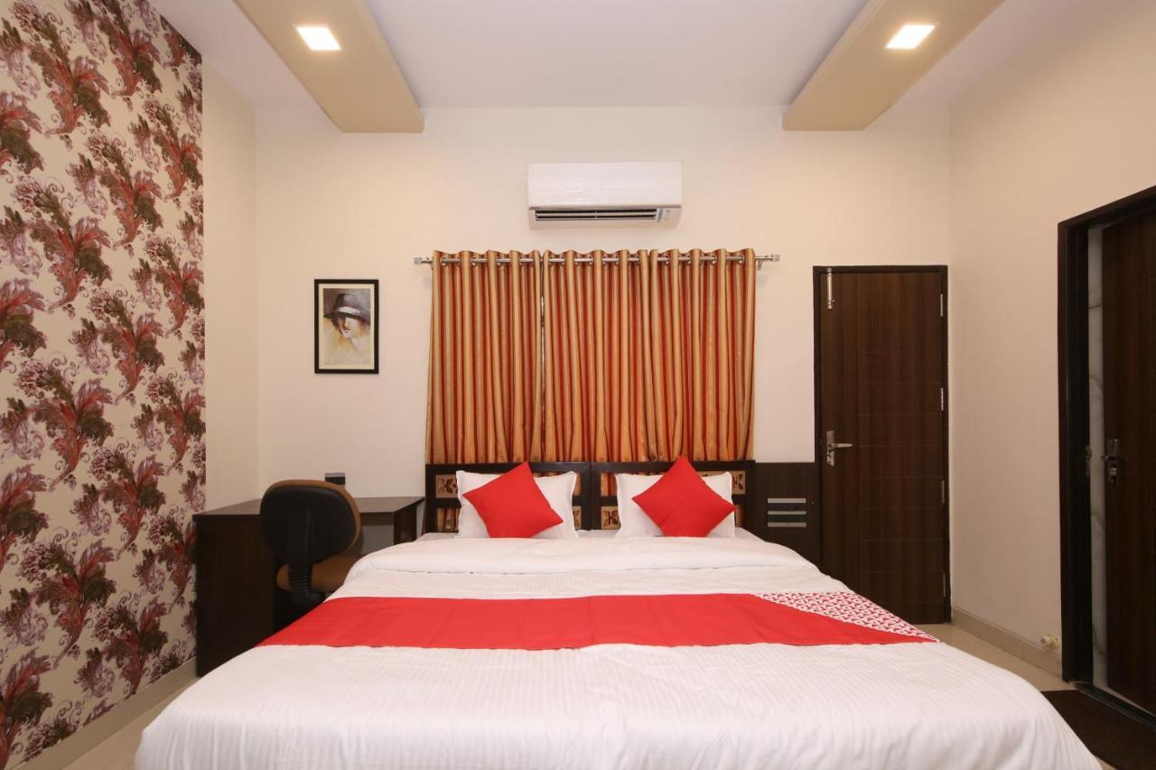 Capital O 36691 Hotel Aashirwad Inn Jabalpur Eksteriør billede